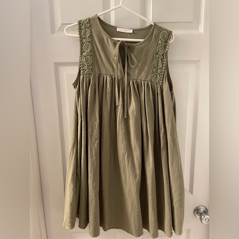 Summer dress - large (as shown)